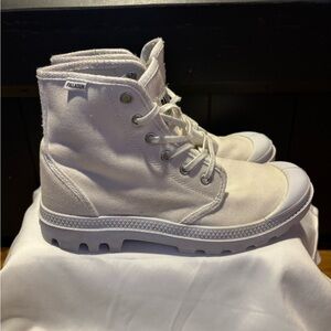 Palladium Off-White Canvas Boots